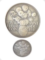 2000
Silver
Fleur De Coin Medal And Badge
