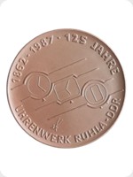 1987
Terracotta
Uhrenwerk Ruhla DDR 1862-1987 125 Years Medal
