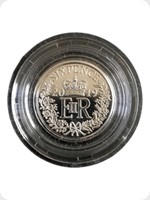 2019
Silver
Christmas Silver Sixpence
